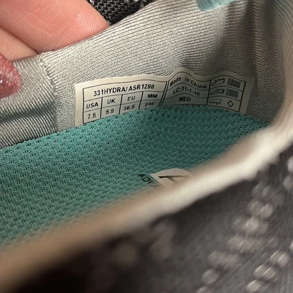 Vionic Hydra 331 Sneakers Womens 7.5 Black Aqua Blue Advanced Motion Shoes EUC - Picture 9 of 9